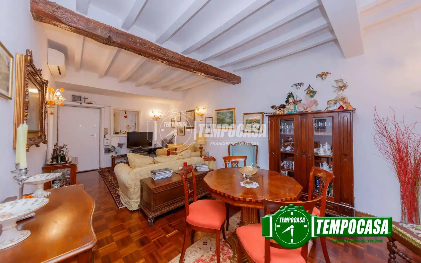 Appartamento in vendita a Piacenza