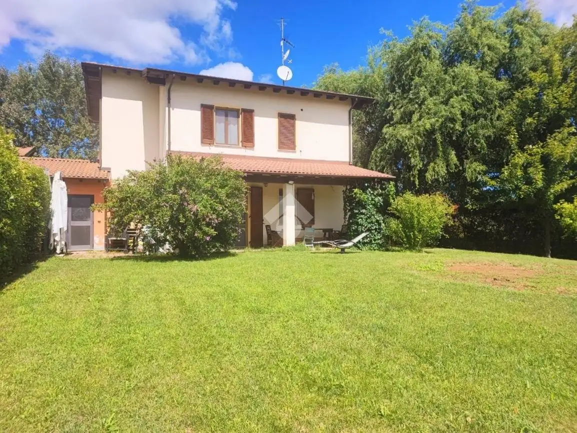 Villa in vendita a Sarezzano