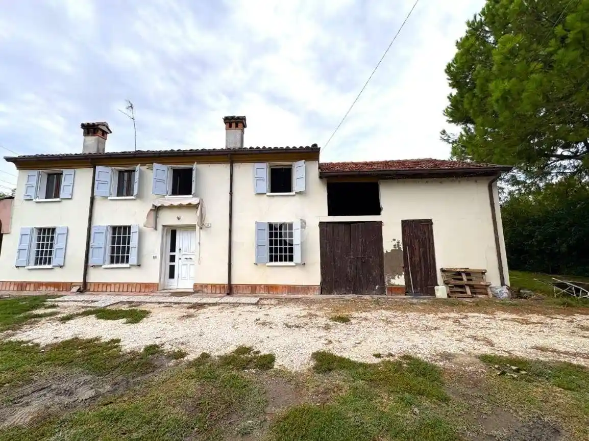 Casa indipendente in vendita a Suzzara