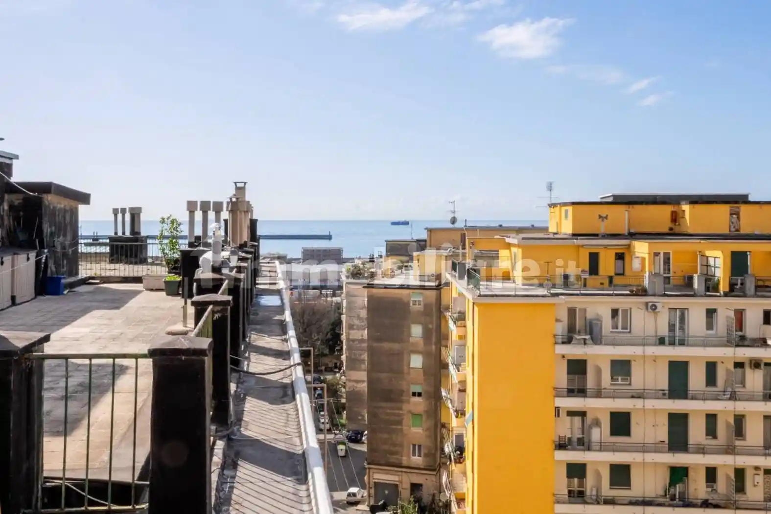 Appartamento in vendita a Genova