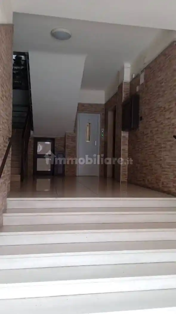 Trilocale buono stato, settimo piano, Tre Carrare, Taranto - foto 2