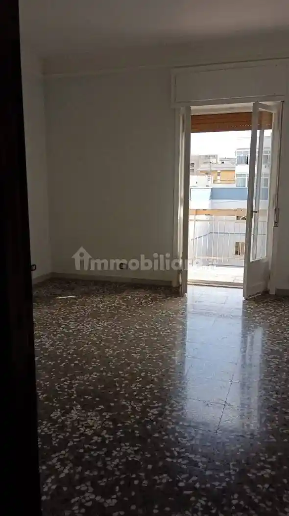 Trilocale buono stato, settimo piano, Tre Carrare, Taranto - foto 5