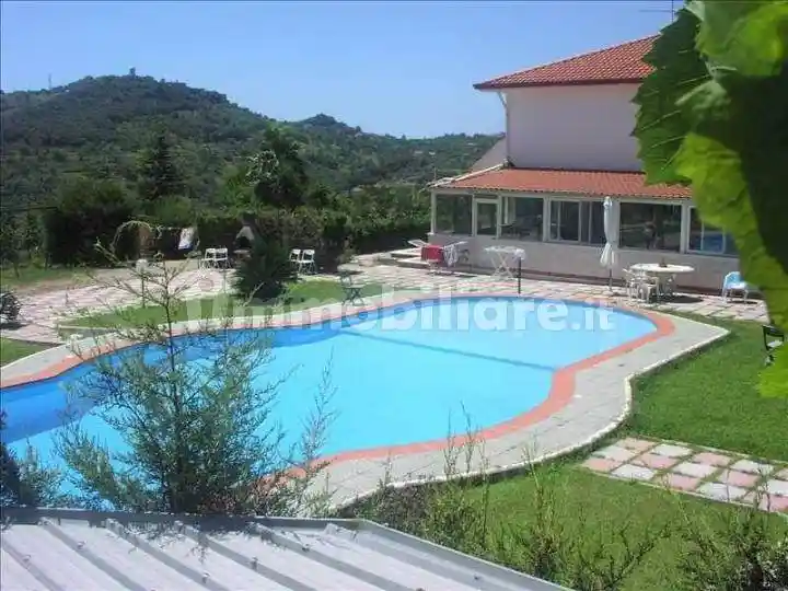 Villa in vendita a Formia