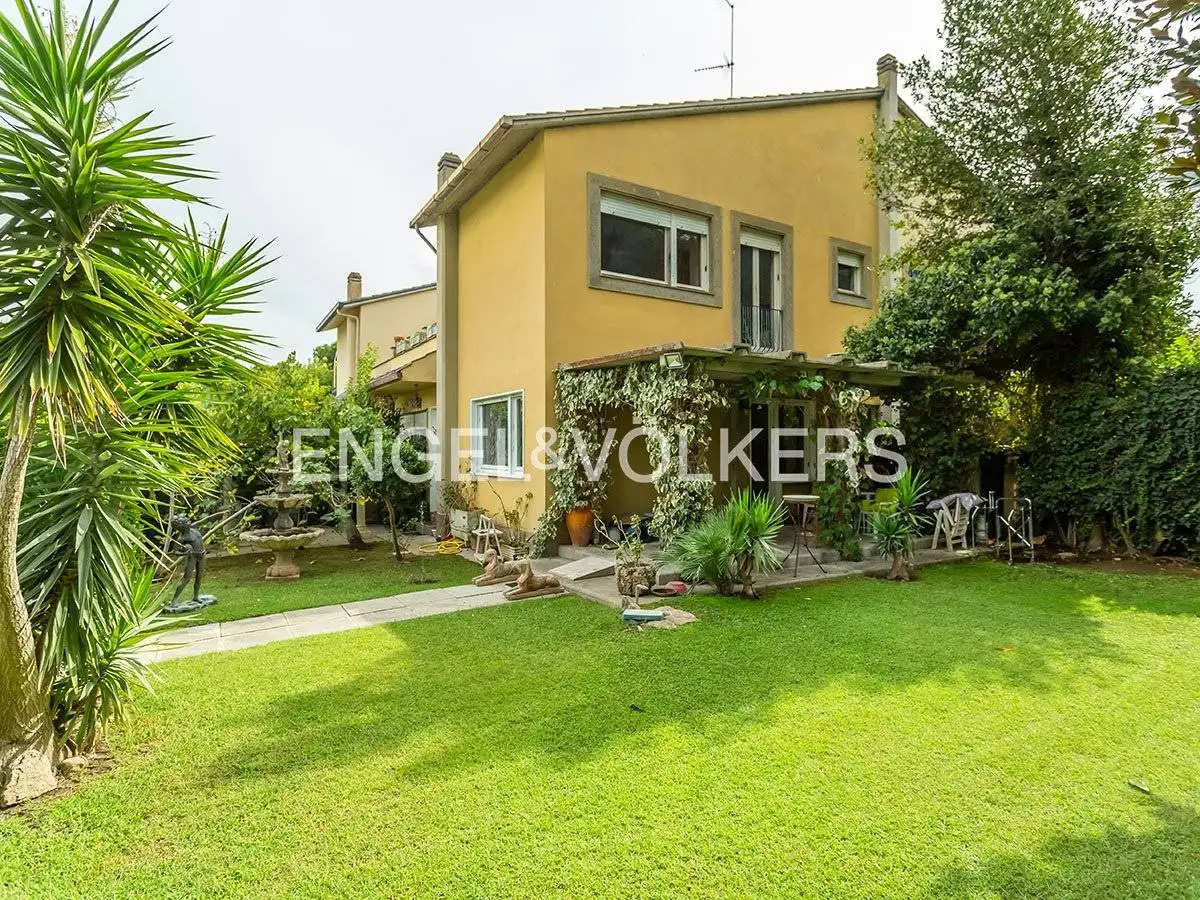 Villa unifamiliare in vendita a Roma