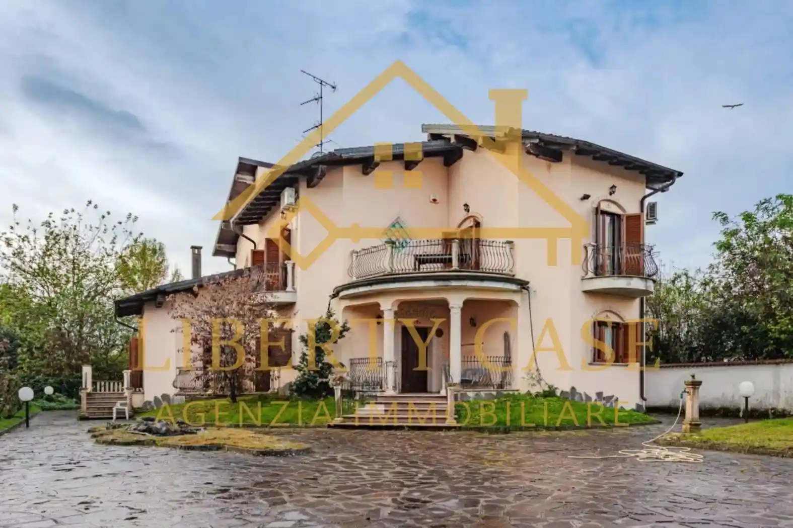 Villa unifamiliare, buono stato, 278 m², Castelnovetto - foto 3
