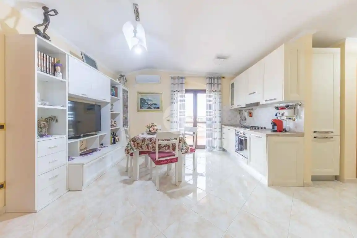 Trilocale via Monte Cervino 16, Colleverde, Guidonia Montecelio - foto 4