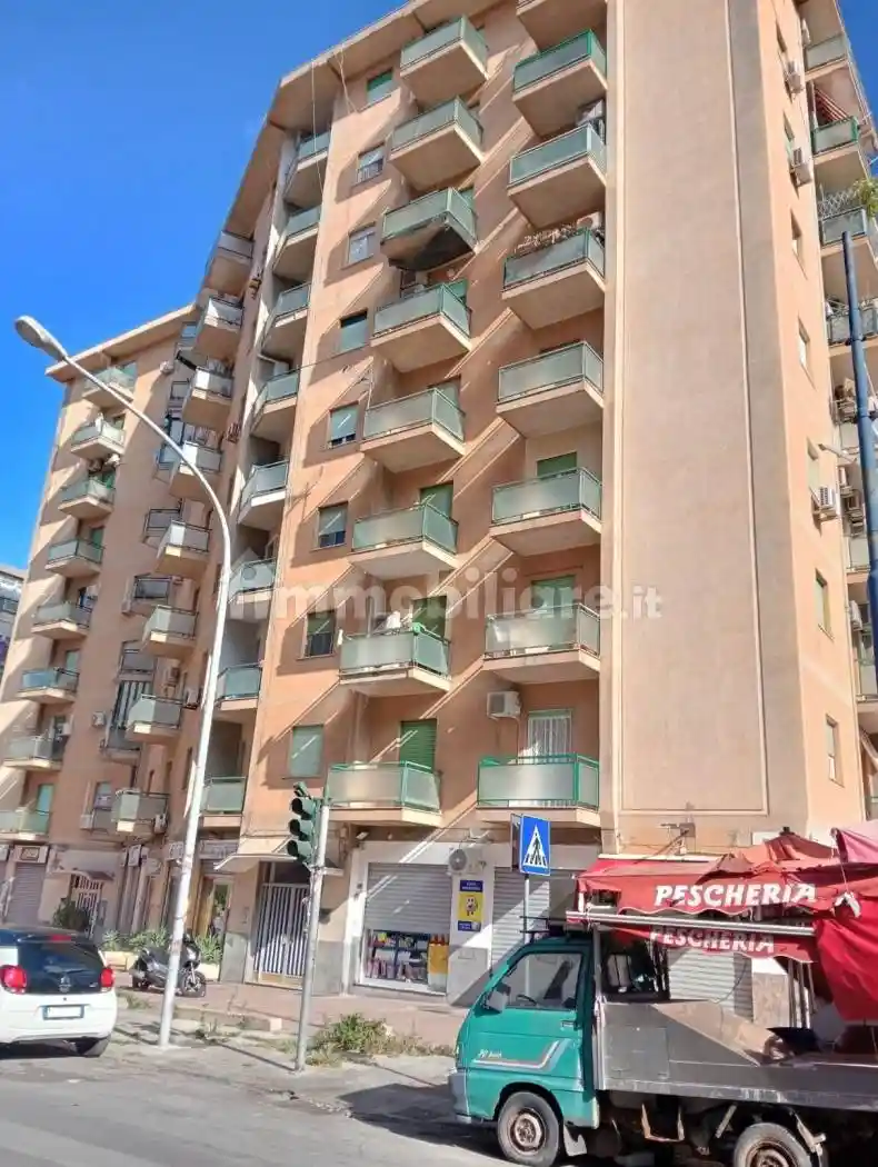 Appartamento in vendita a Palermo