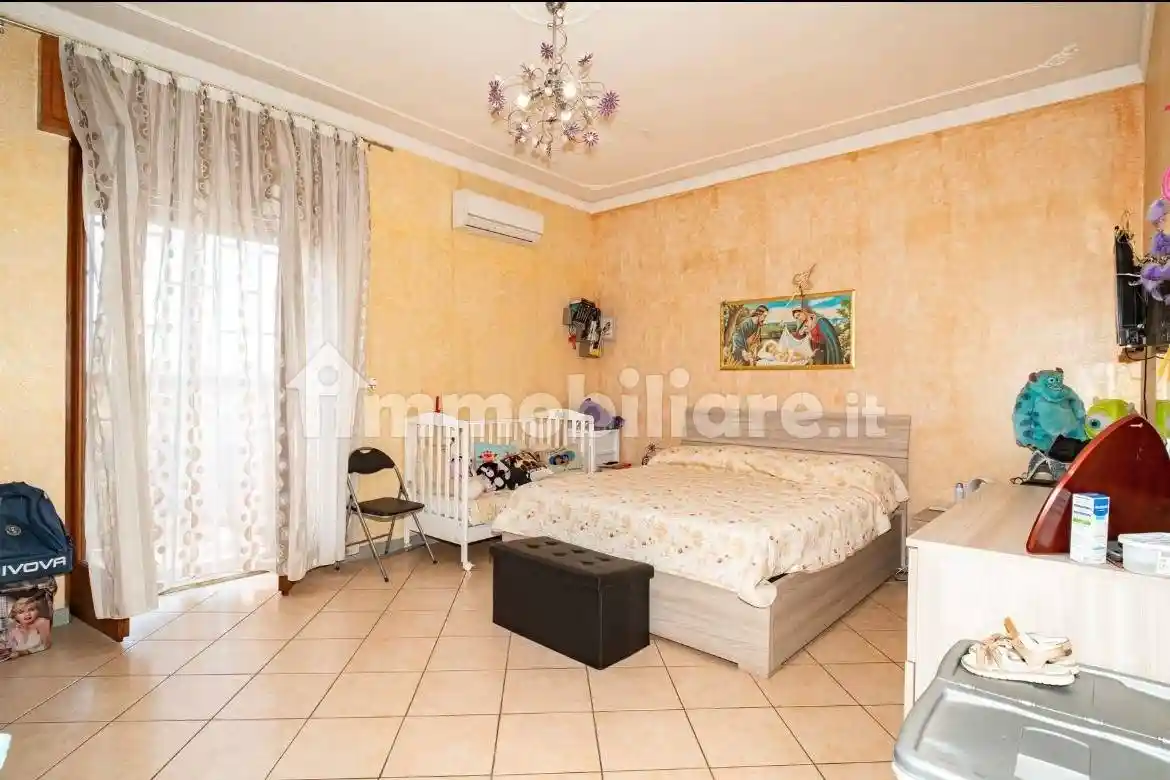 Appartamento in vendita a Aci Catena