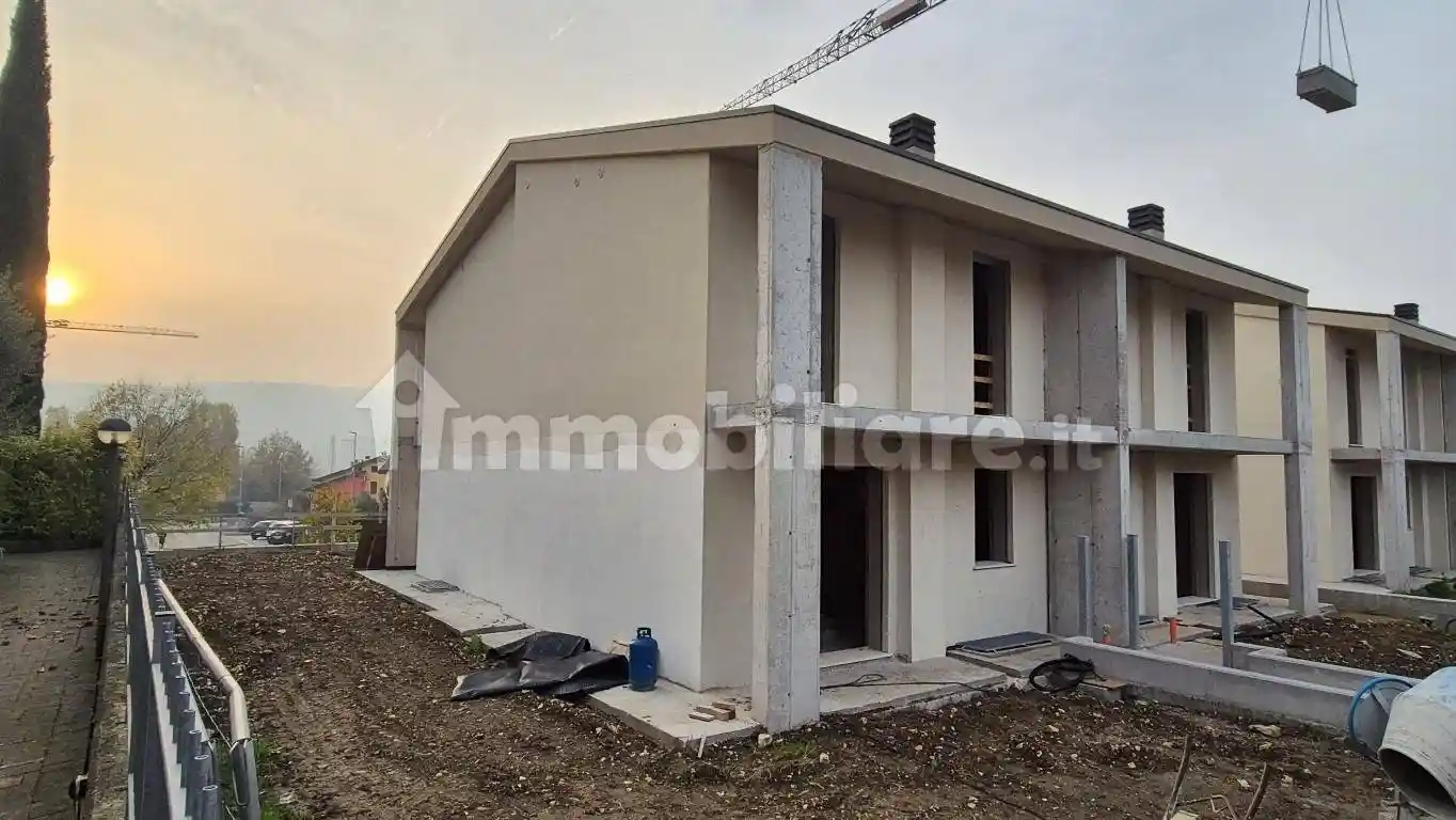 Villetta a schiera - foto 2