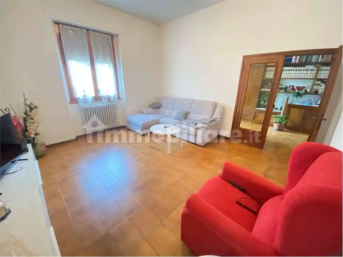 Terratetto unifamiliare via San Martino per Galceti, 36, San Martino, Prato - foto 2