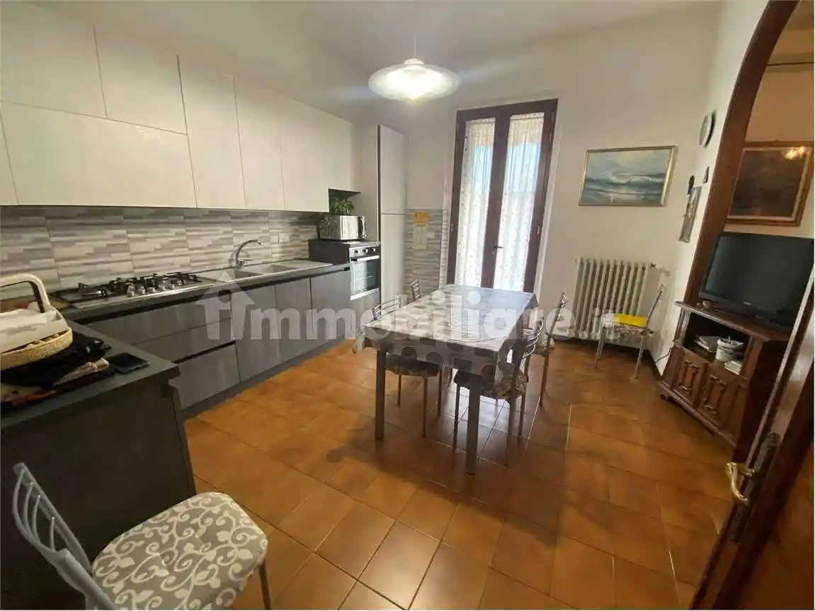 Terratetto unifamiliare via San Martino per Galceti, 36, San Martino, Prato - foto 4