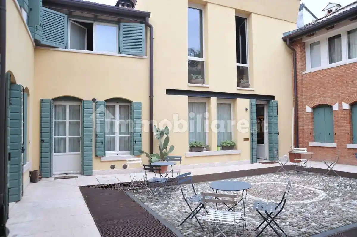 Appartamento in vendita a Verona
