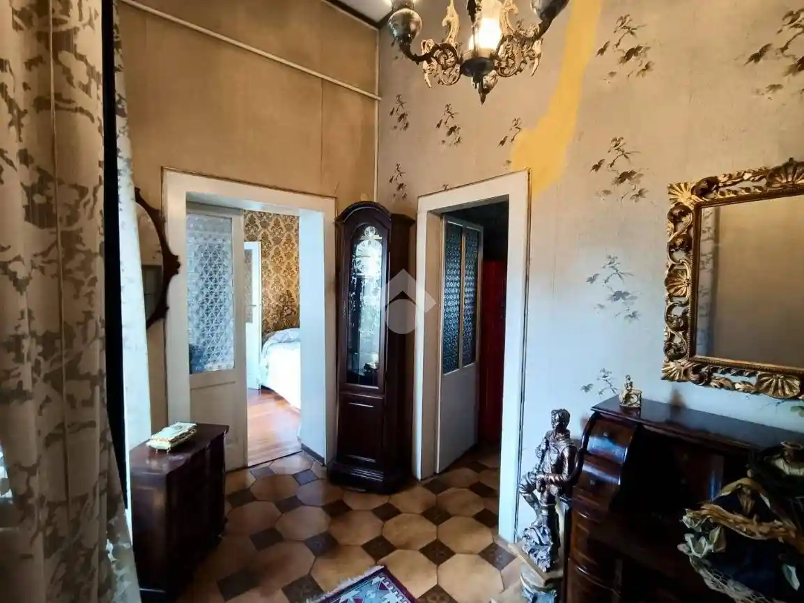 Casa indipendente in vendita a Mantova