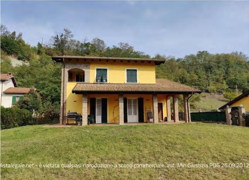 Villa in asta a Garbagna