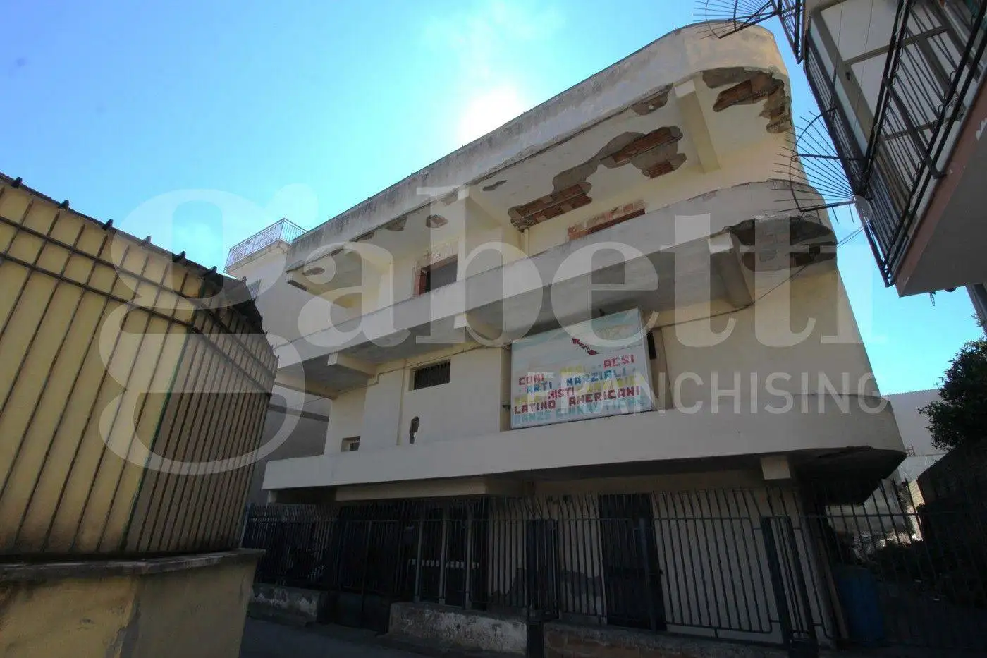 Palazzo - Edificio in Vendita - foto 2