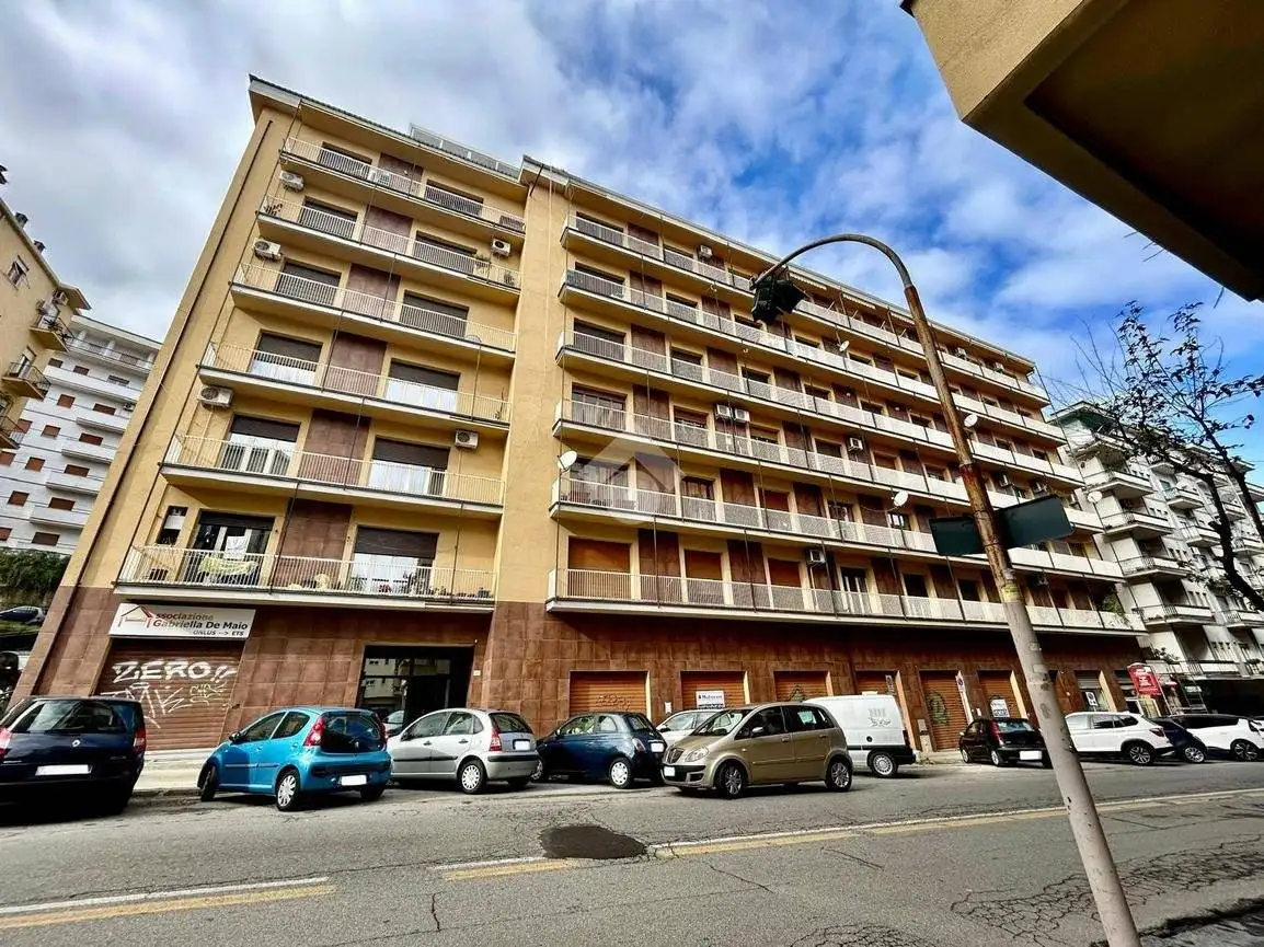 Appartamento in vendita a Cosenza
