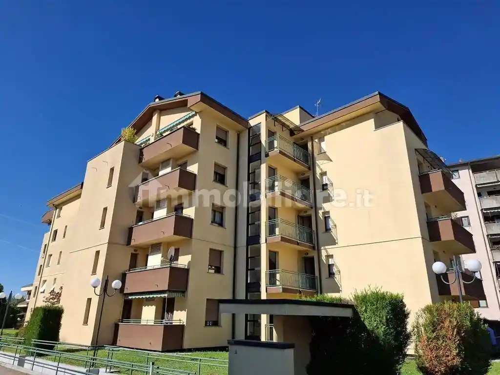Appartamento in vendita a Meda