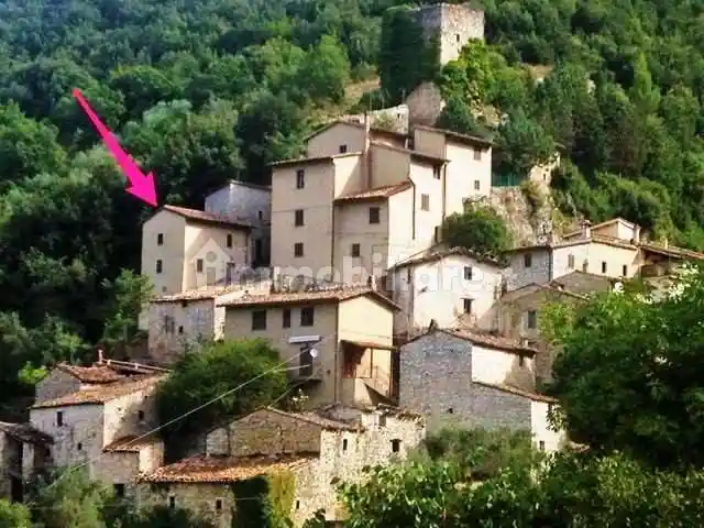 Casa indipendente in vendita a Ferentillo