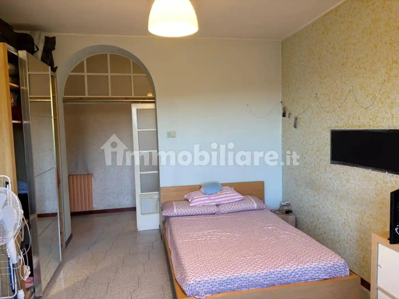 Trilocale buono stato, quinto piano, Corso San Gottardo, Milano - foto 3