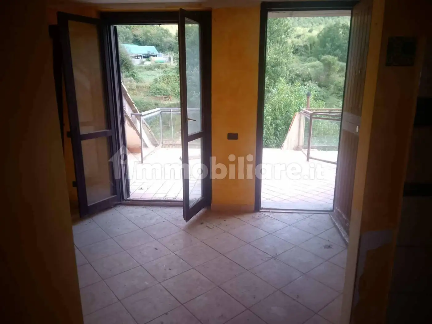 Appartamento in vendita a Torre Cajetani