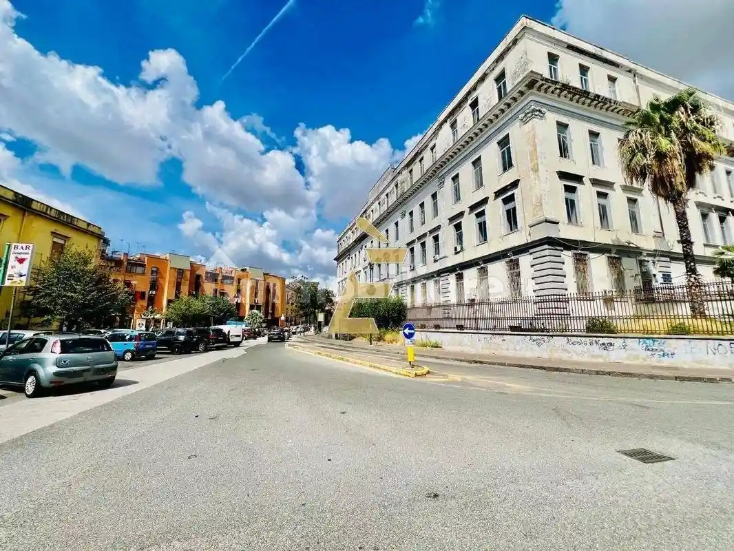 Appartamento in affitto a Napoli