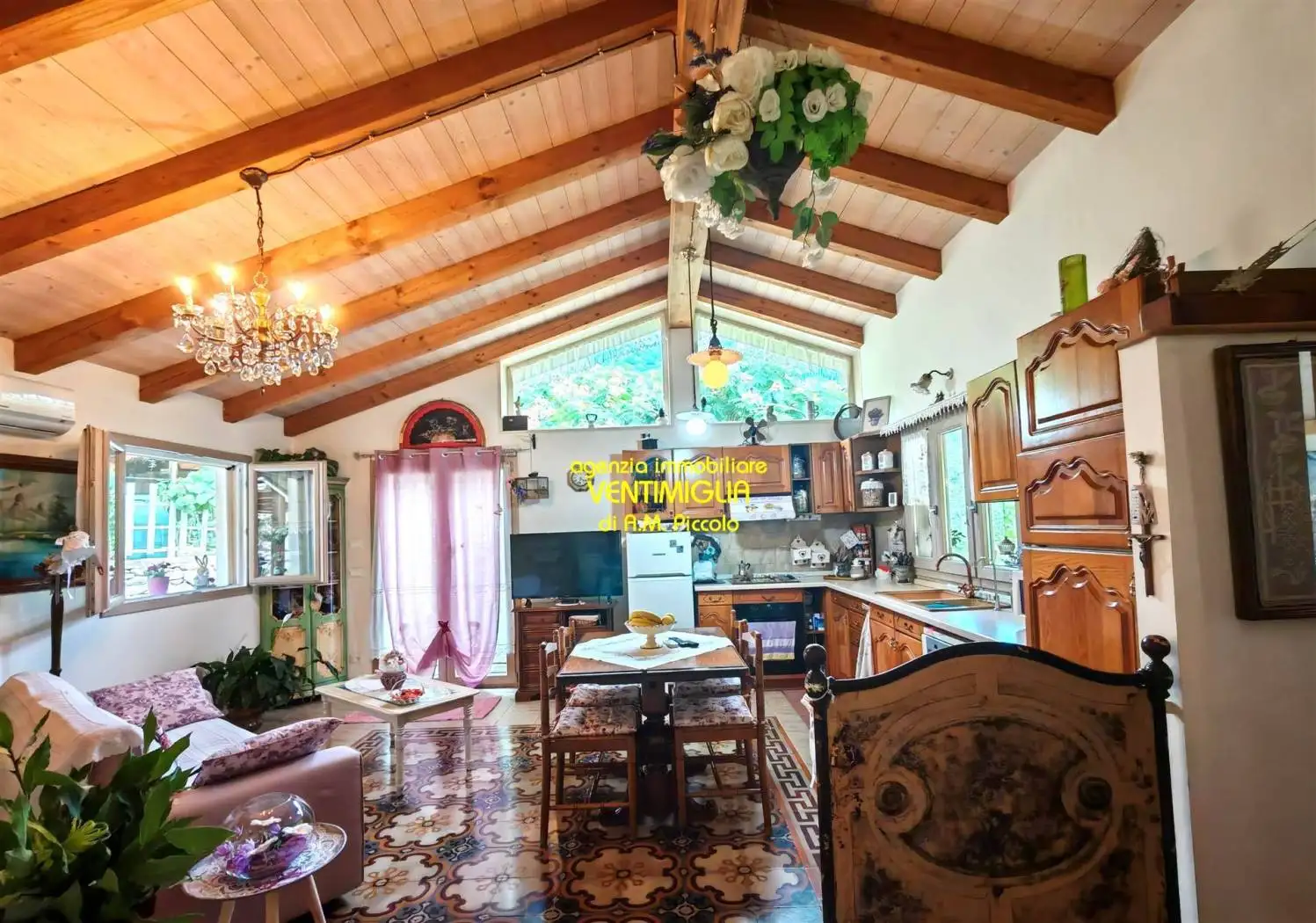 Villa in vendita a Olivetta San Michele