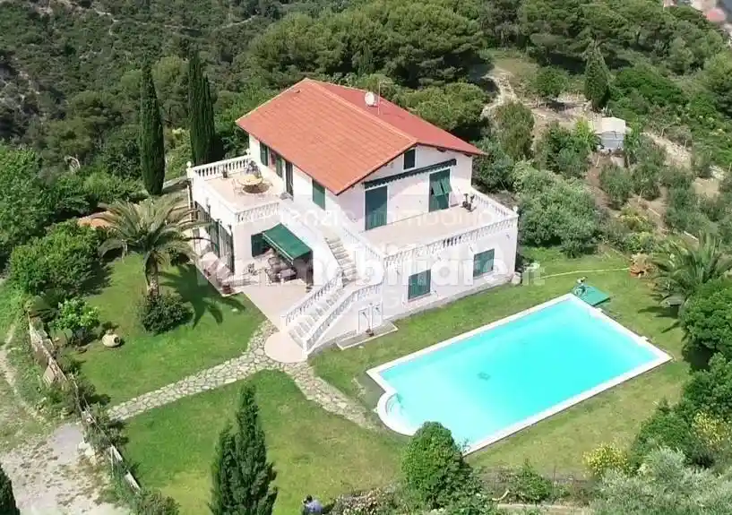 Villa in vendita a Camporosso