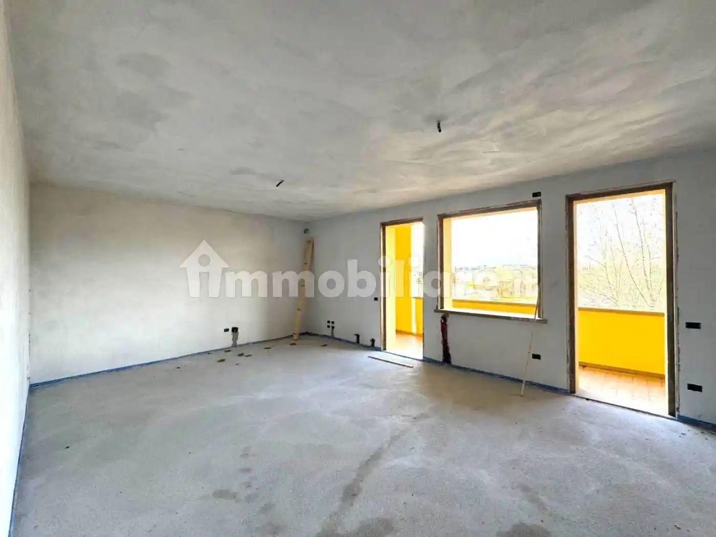 Casa indipendente in vendita a Cecina