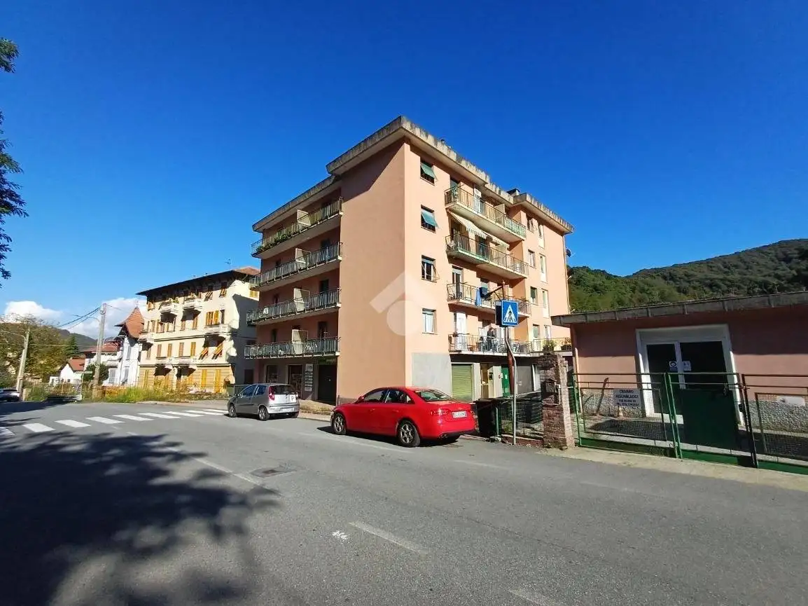 Trilocale via Roma 53, Centro, Busalla - foto 2