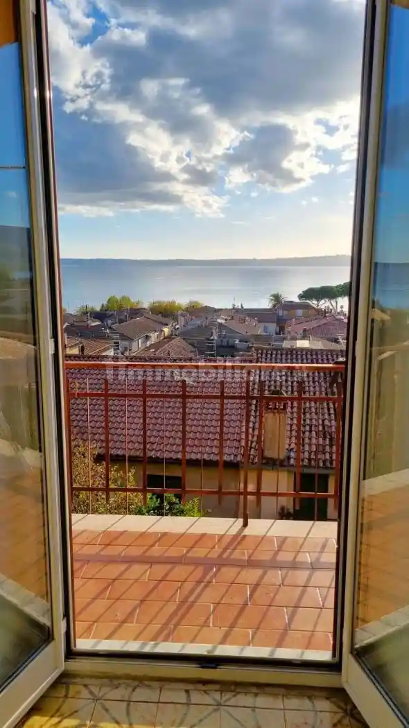 Appartamento in vendita a Trevignano Romano