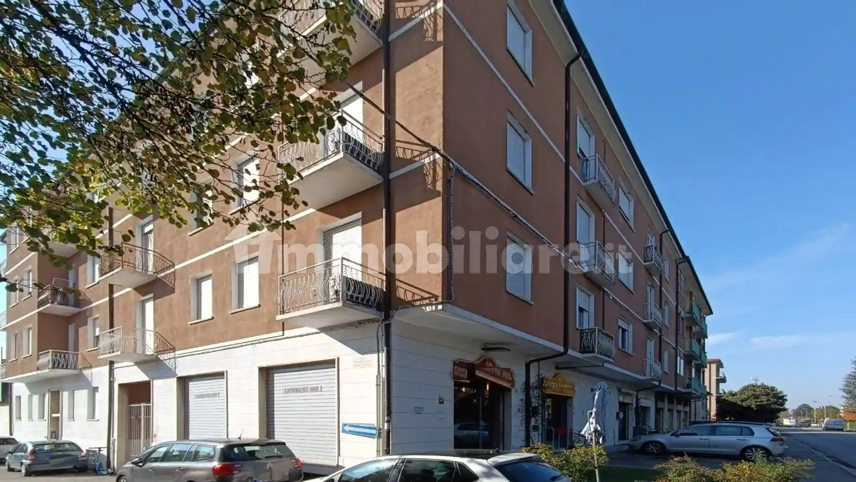 Palazzo - Edificio in vendita a Ferrara