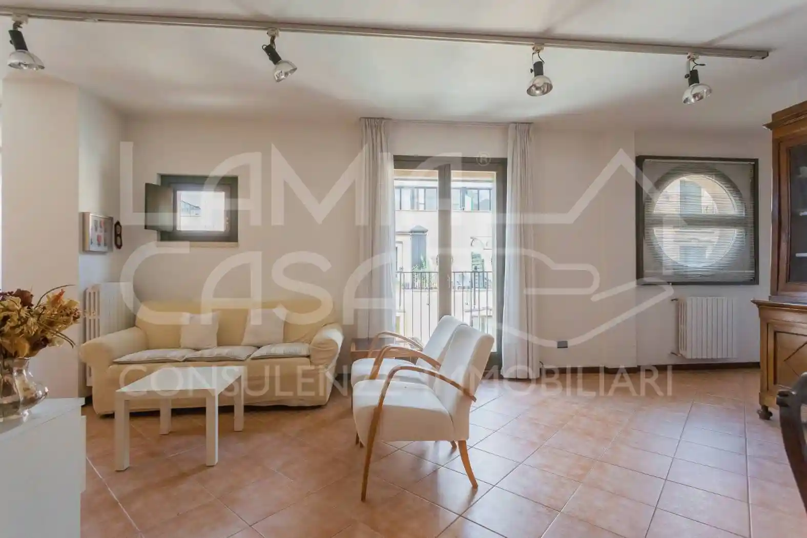 Quadrilocale piazza della Repubblica 5, Centro, Varese - foto 2