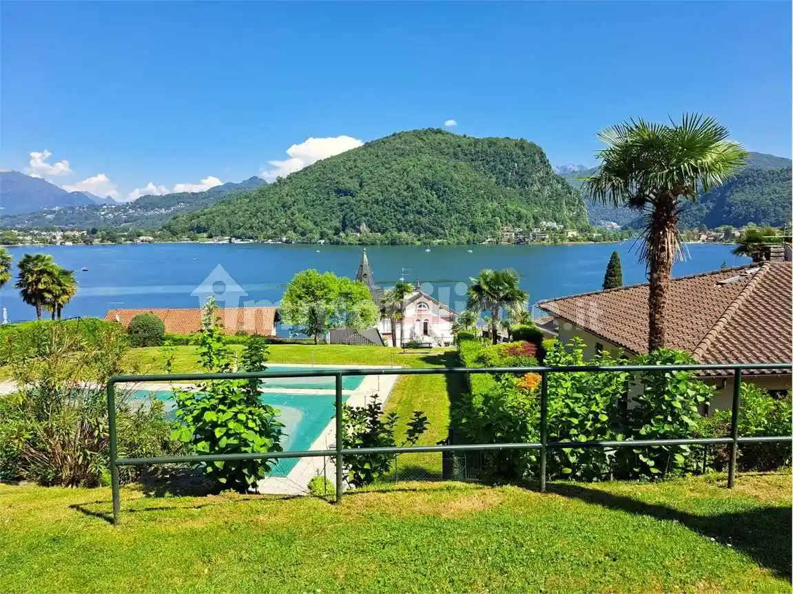 Appartamento in vendita a Lavena Ponte Tresa