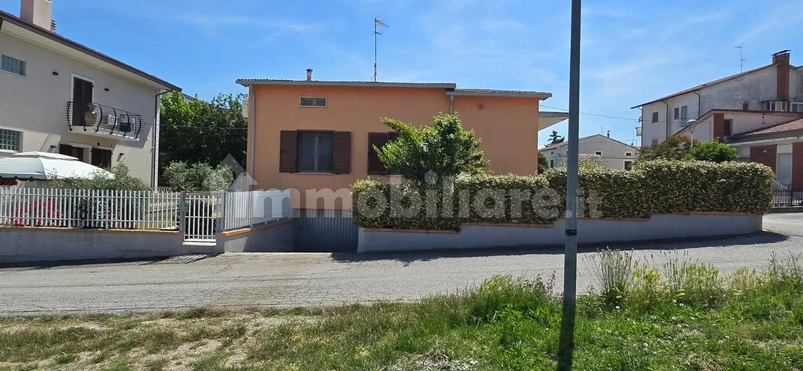 Villa unifamiliare via Enrico Fermi 4, Centro, Controguerra - foto 3