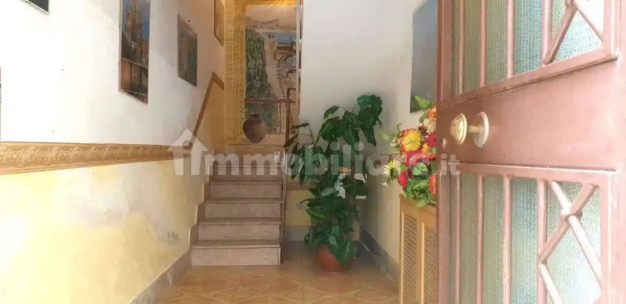 Palazzo - Edificio in Vendita - foto 2