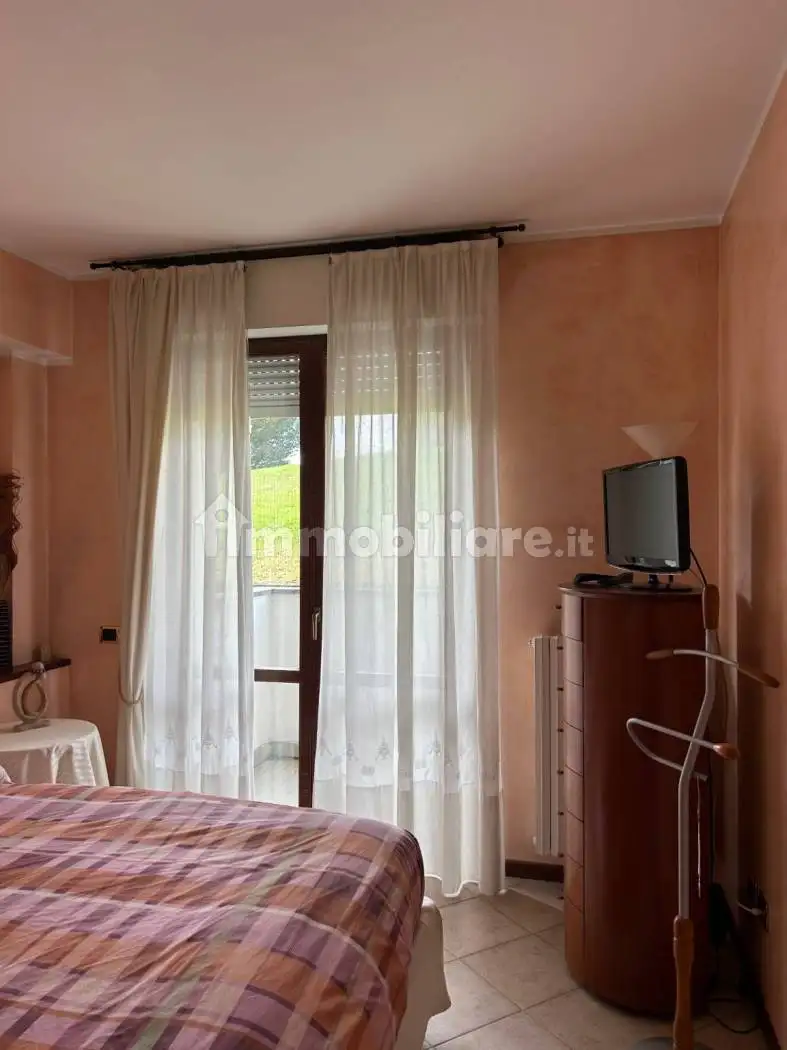 Trilocale via del Roncaccio, Casorate Sempione - foto 2