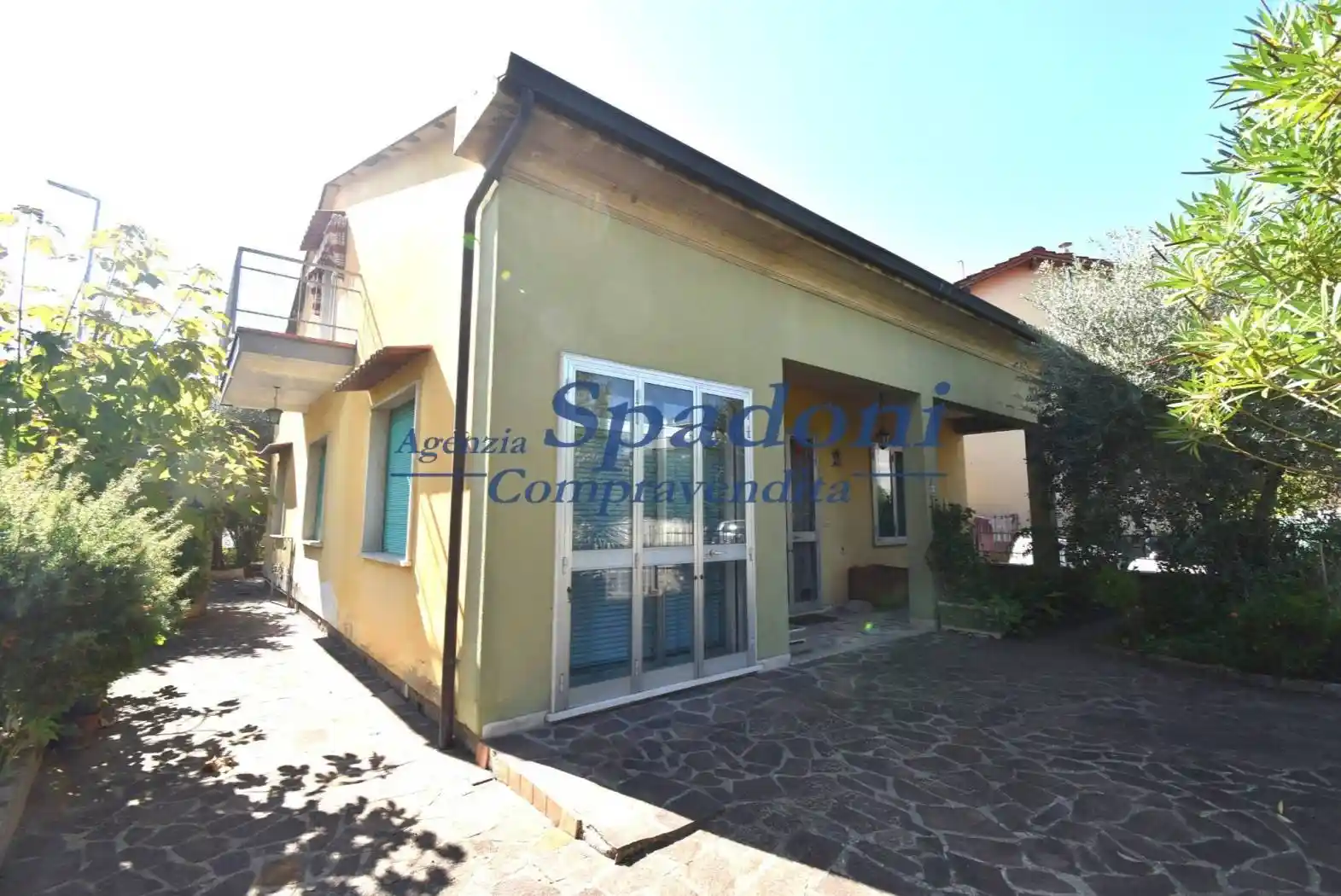 Villa in vendita a Montecatini-Terme