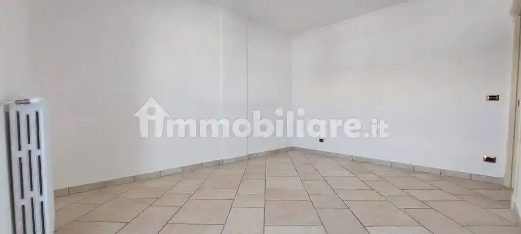 Trilocale via Manfredonia 52, Villaggio Artigiani - Via Manfredonia, Foggia - foto 5