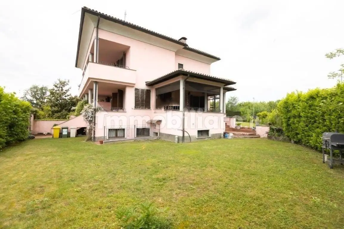 Villa a schiera 5 locali, buono stato, Zona Rurale, Basiglio - foto 2