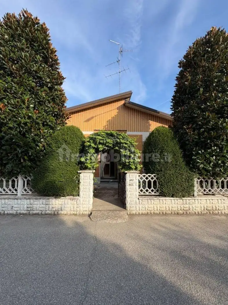 Villa in vendita a San Possidonio