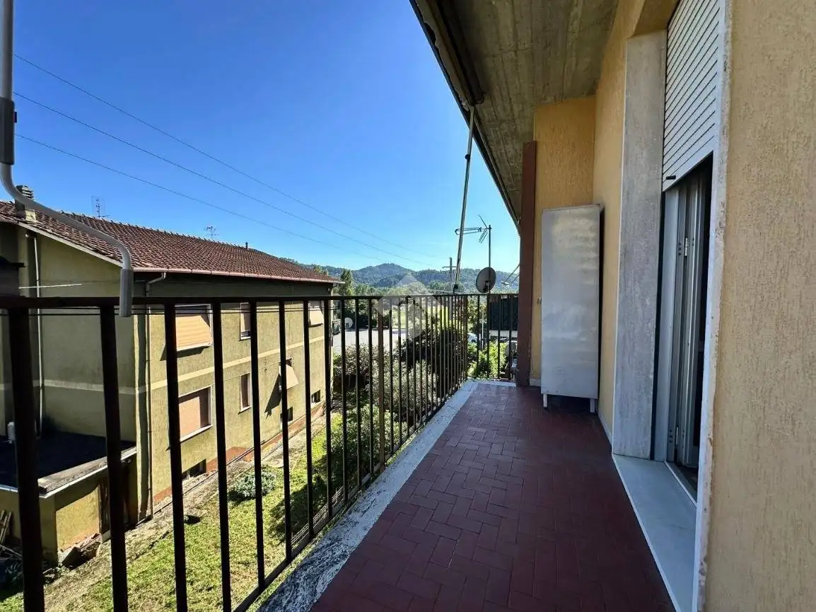 Trilocale via Giuseppe Verdi 5, Ceparana Carpena, Bolano - foto 3