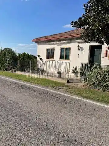 Terratetto unifamiliare VILLANOVA MARCHESANA - via Don Luigi Sturzo, 00, Centro, Villanova Marchesana - foto 2