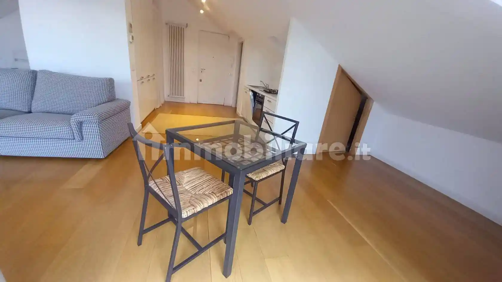 Appartamento in affitto a Saronno