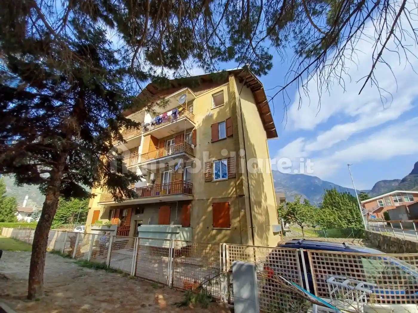 Appartamento in vendita a Verrès