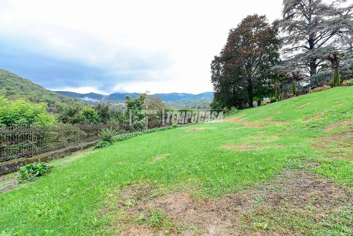 Villa unifamiliare via Prevosto Carlo Mazza, Centro, Asso - foto 3