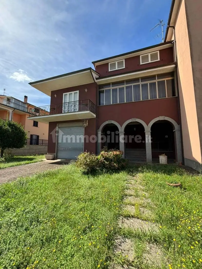 Villa in vendita a Vasanello