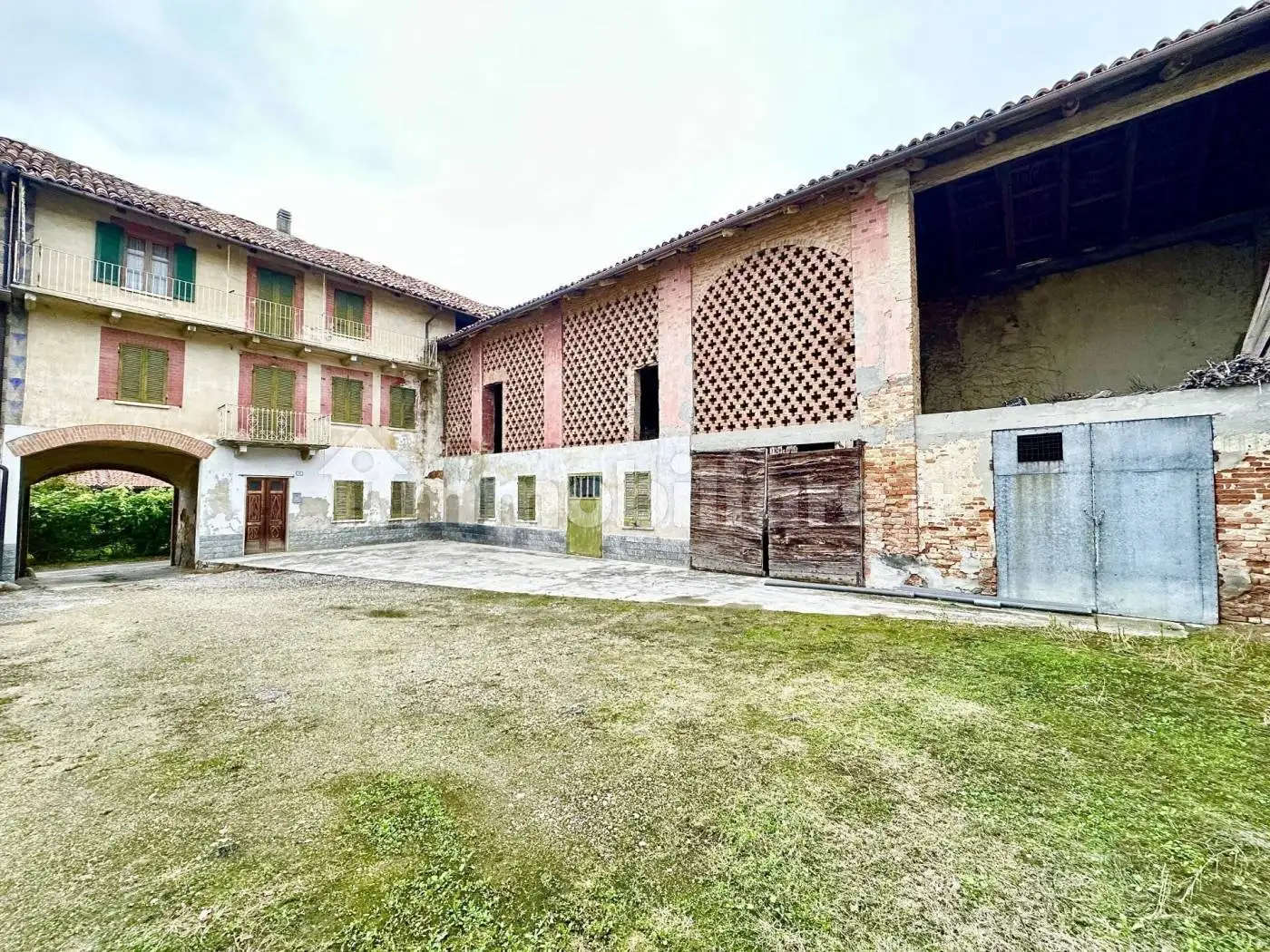 Casa indipendente in vendita a Magliano Alfieri