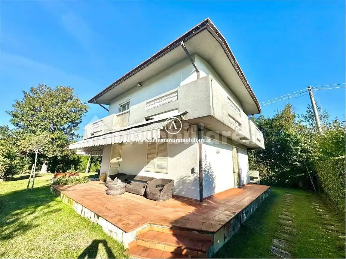 Villa in affitto a Forte dei Marmi