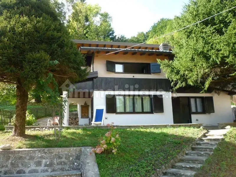 Villa in vendita a Pievepelago