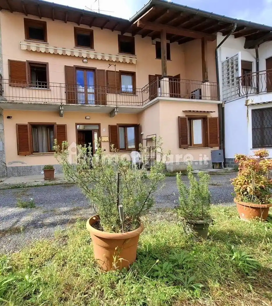 Casa indipendente in vendita a Sumirago